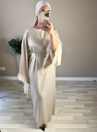 Robe ASFA à plumes | Crème